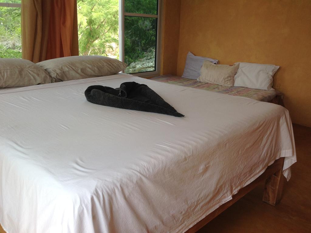 Hotel Welcoming vibes Treasure Beach Exterior foto
