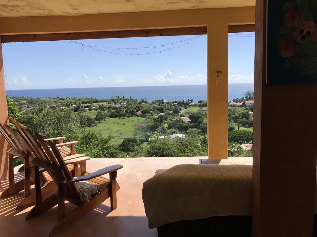 Hotel Welcoming vibes Treasure Beach Exterior foto